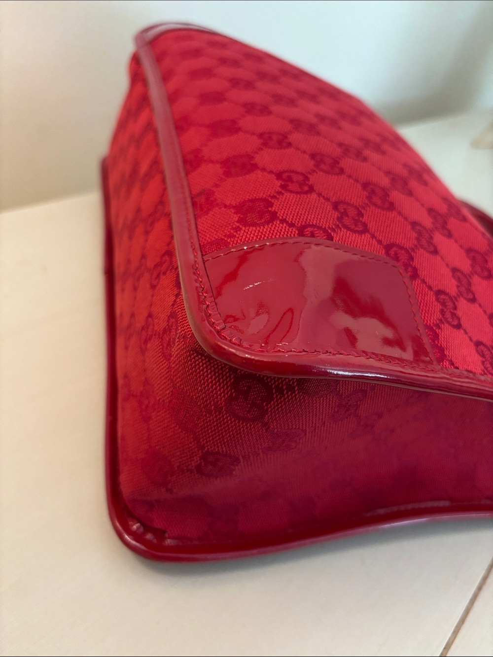 GUCCI VINTAGE RED CANVAS HANDBAG - Picture 8 of 13